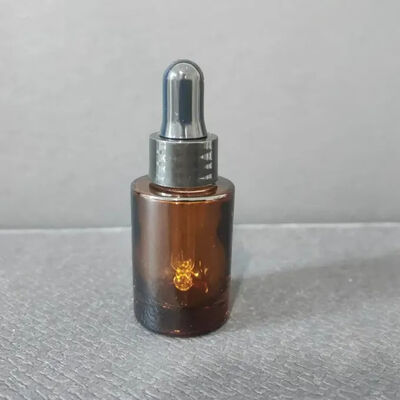 10 15 20 30 50ml chai nhỏ giọt thủy tinh trong với Vòng hoa hồng vàng nhôm điện hóa học cho mỹ phẩm