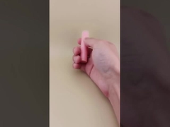 Bao bì son dưỡng môi nhỏ màu hồng với nắp gân trong suốt cho son môi