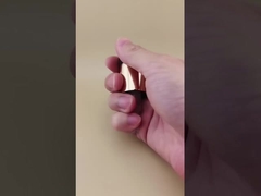 Vòi bơm lotion đen và vàng K702-1 cho chai mỹ phẩm