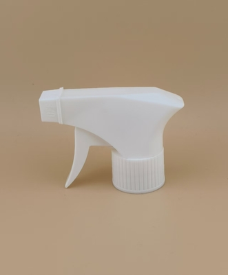 Máy phun kích hoạt đơn giản màu trắng K101-4 cho chai mỹ phẩm
