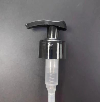 Máy bơm bình dưỡng da mới nhựa khóa phải trái Máy bơm bình dưỡng da cho chai