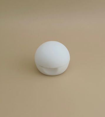 Vỏ hình cầu màu trắng nhựa nhỏ mịn mịn cho chai mỹ phẩm