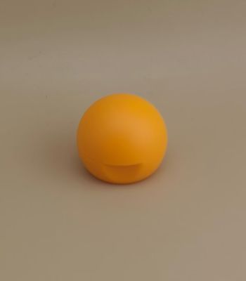 Nắp đậy hình cầu bằng nhựa màu vàng, bề mặt nhẵn, mờ cho chai mỹ phẩm