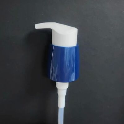 24/410 Máy bơm kem kem nhựa trắng đen với vỏ PP