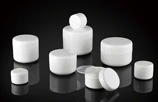 Một loạt các gói mỹ phẩm Lotionskin Cream Jar cho chăm sóc khuôn mặt