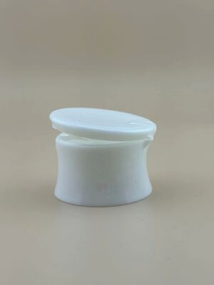 28/410 Mũ nhựa để rửa cơ thể và dầu gội
